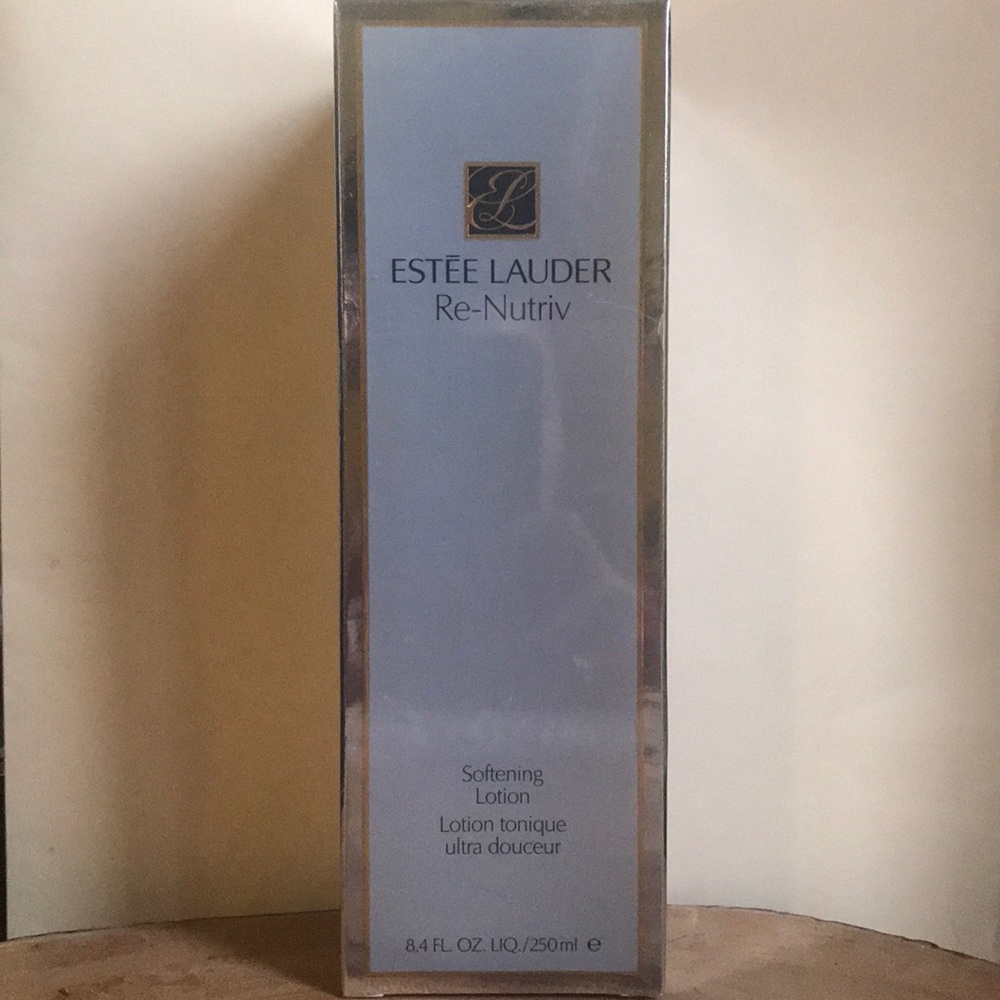 Estée Lauder Re-Nutriv Softening Lotion